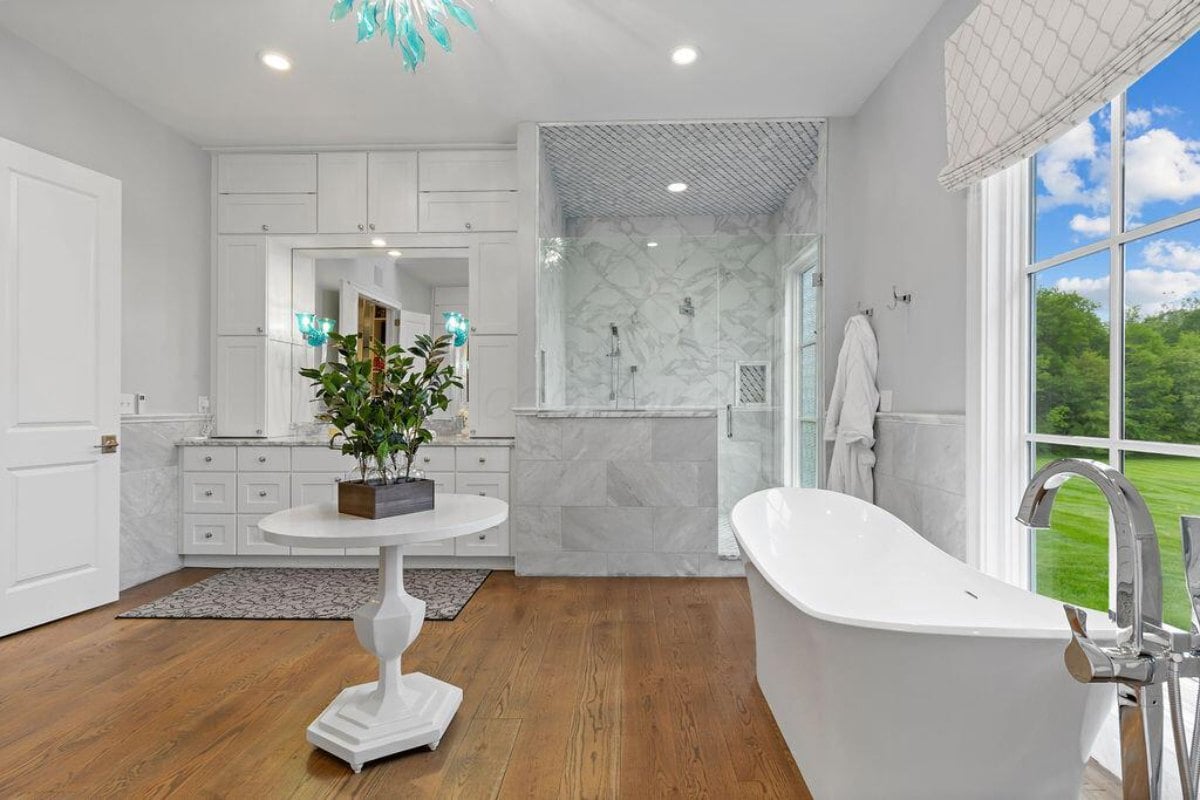 8,958 Sq. Ft. Mansion in Pataskala, OH ($3,900,000)