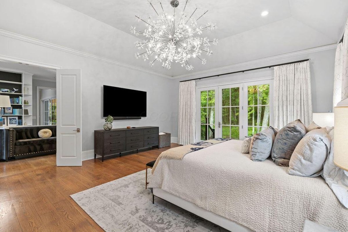 8,958 Sq. Ft. Mansion in Pataskala, OH ($3,900,000)
