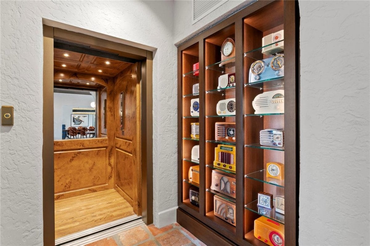 7,101 Sq. Ft. Mansion in Saint Petersburg, FL ($15,000,000)