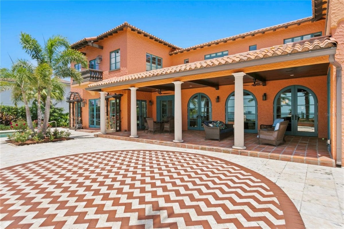 7,101 Sq. Ft. Mansion in Saint Petersburg, FL ($15,000,000)