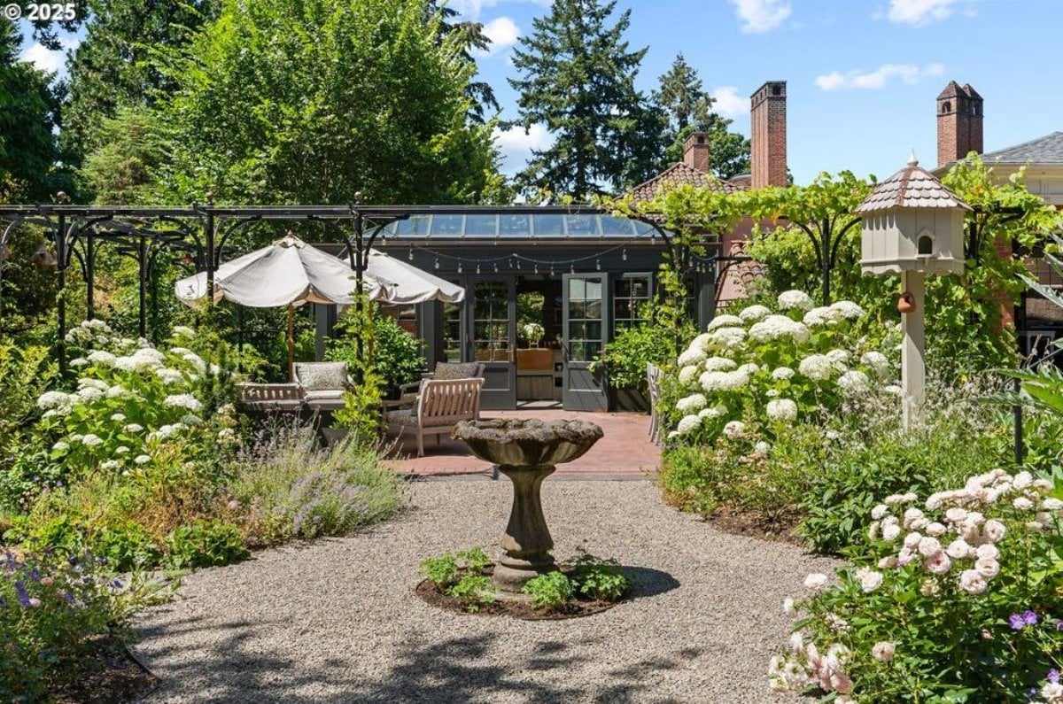 6,587 Sq. Ft. Mansion in Portland, OR ($5,998,000)