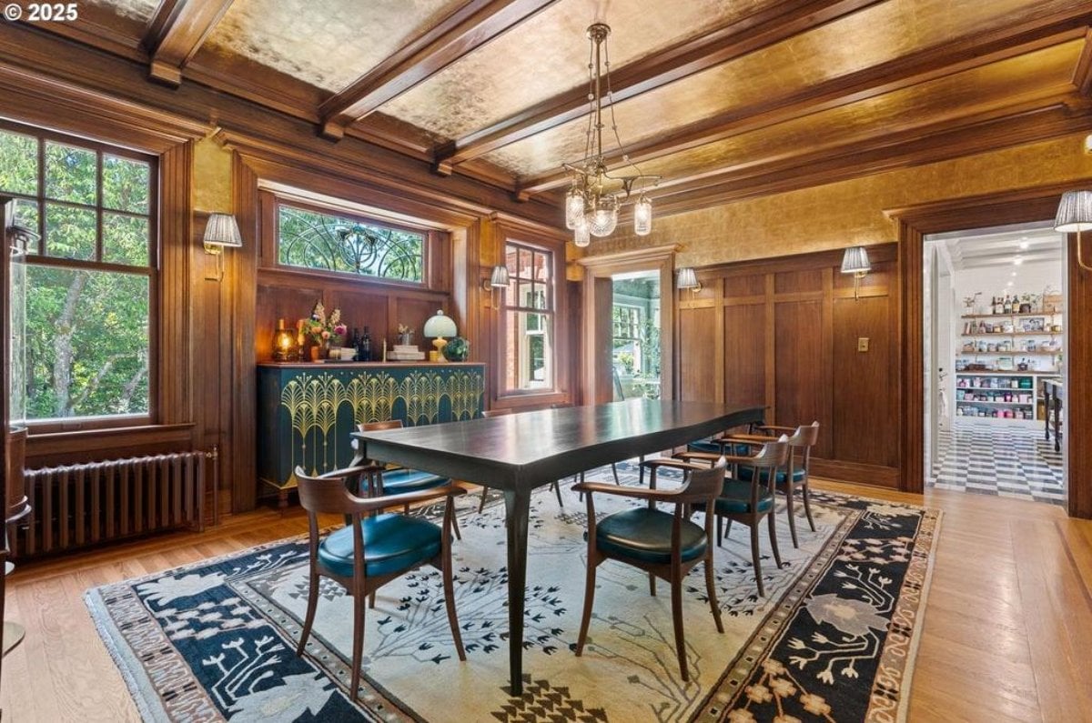 6,587 Sq. Ft. Mansion in Portland, OR ($5,998,000)
