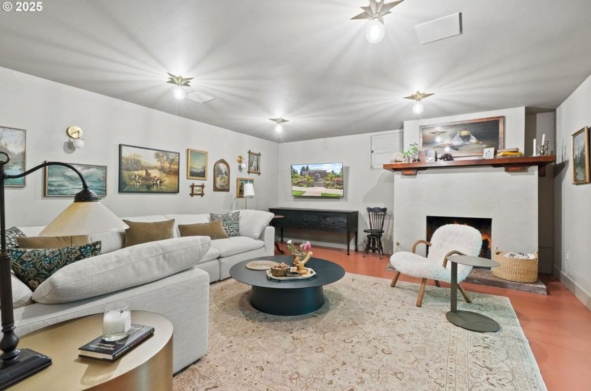 6,587 Sq. Ft. Mansion in Portland, OR ($5,998,000)