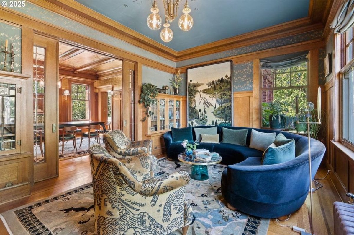 6,587 Sq. Ft. Mansion in Portland, OR ($5,998,000)