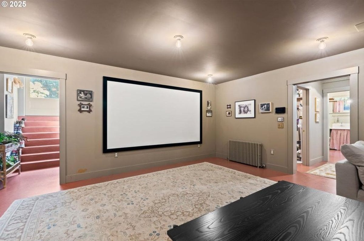 6,587 Sq. Ft. Mansion in Portland, OR ($5,998,000)