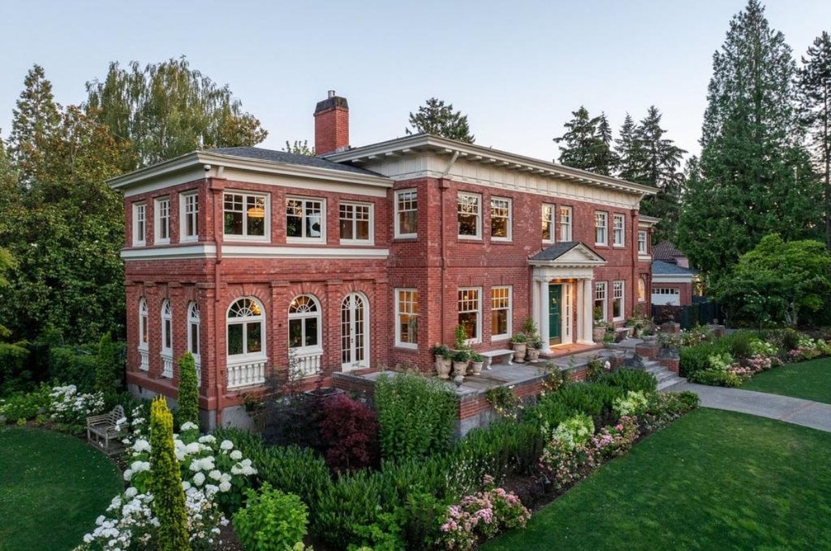 6,587 Sq. Ft. Mansion in Portland, OR ($5,998,000)