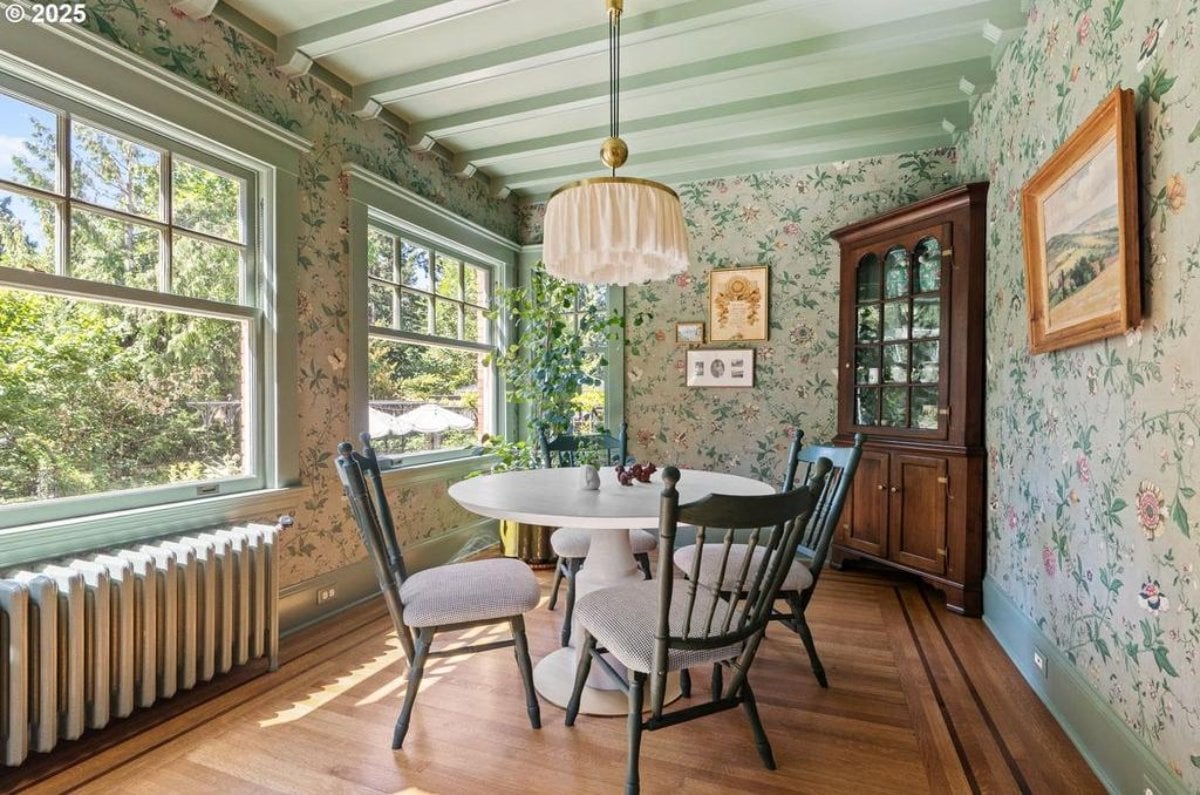 6,587 Sq. Ft. Mansion in Portland, OR ($5,998,000)