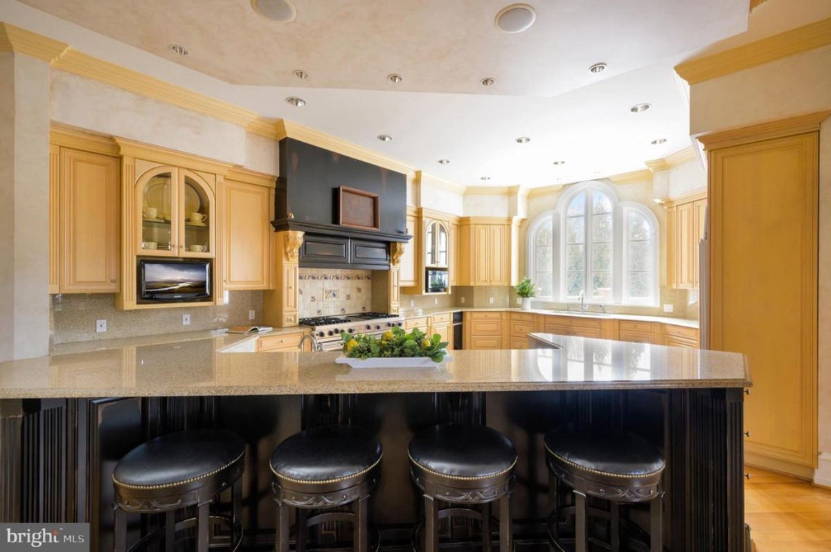 22,300 Sq. Ft. Mansion in Potomac, MD ($8,250,000)