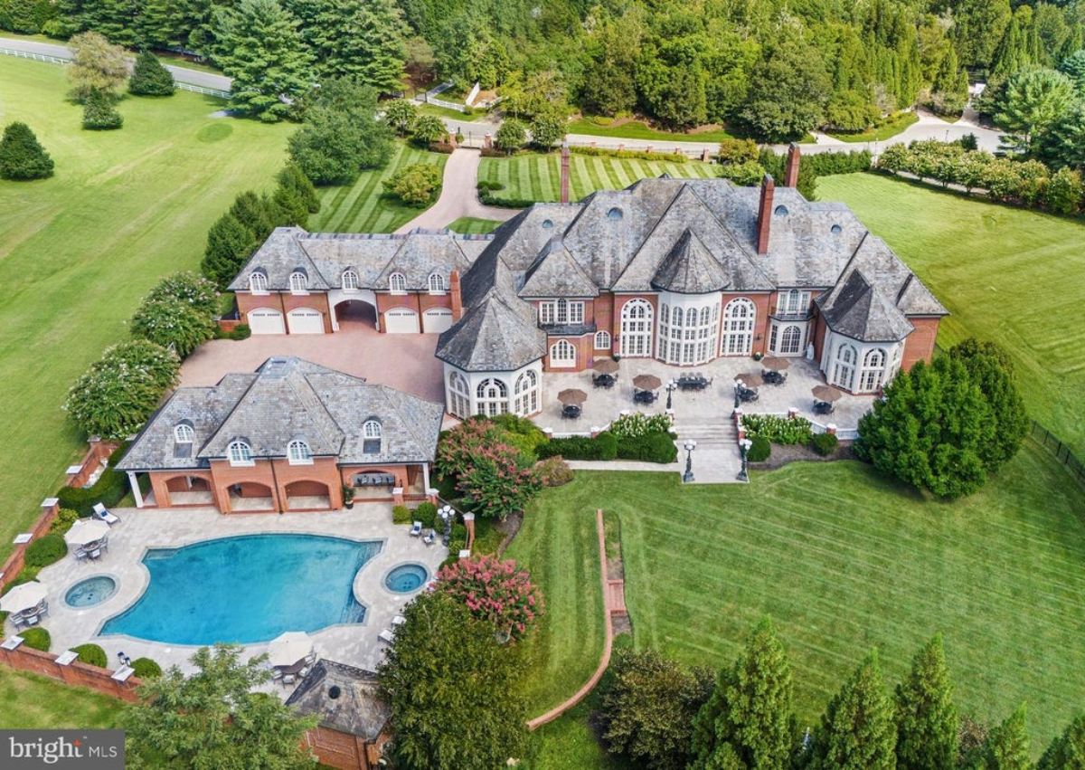 22,300 Sq. Ft. Mansion in Potomac, MD ($8,250,000)