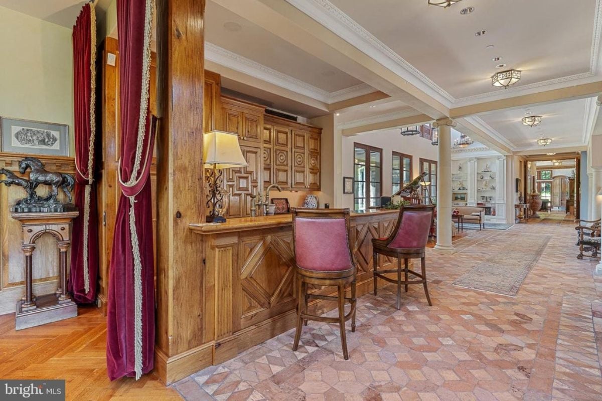 26,716 Sq. Ft. Mansion in Potomac, MD ($9,950,000)