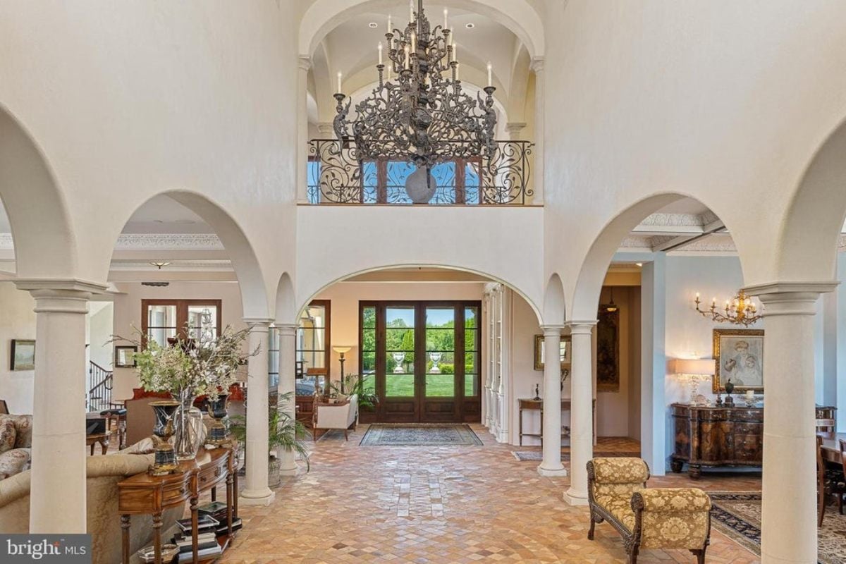 26,716 Sq. Ft. Mansion in Potomac, MD ($9,950,000)