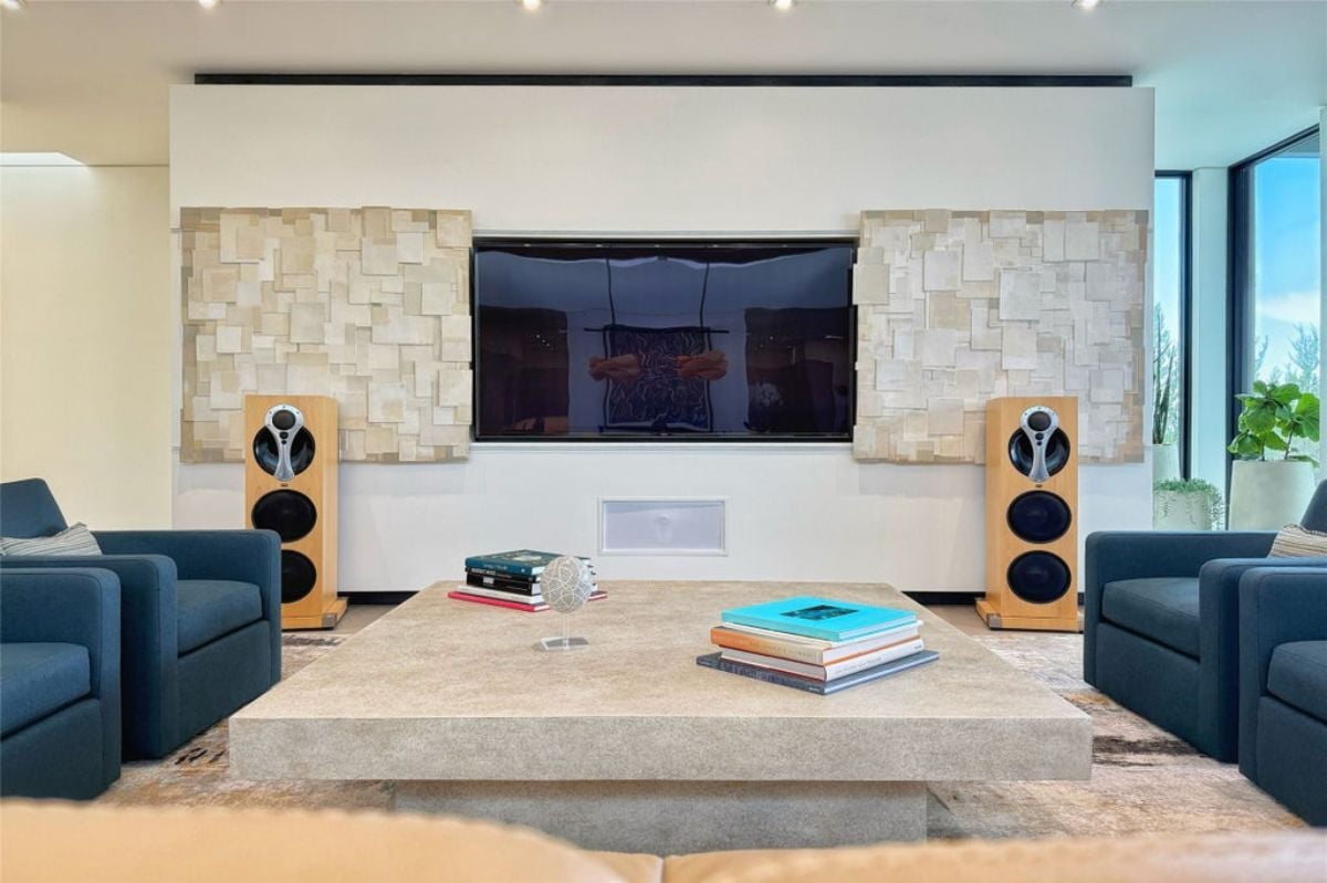 6,677 Sq. Ft. Mansion in Santa Fe, NM ($5,950,000)