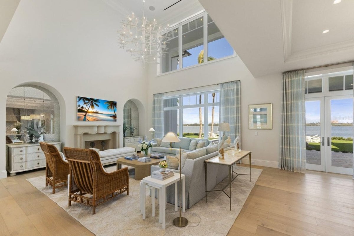 11,606 Sq. Ft. Mansion in Sarasota, FL ($29,995,000)