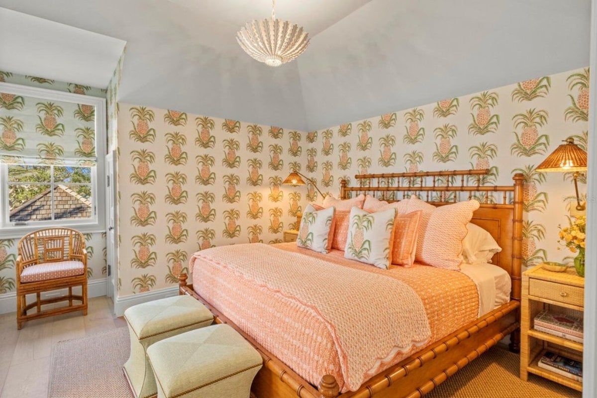 11,606 Sq. Ft. Mansion in Sarasota, FL ($29,995,000)