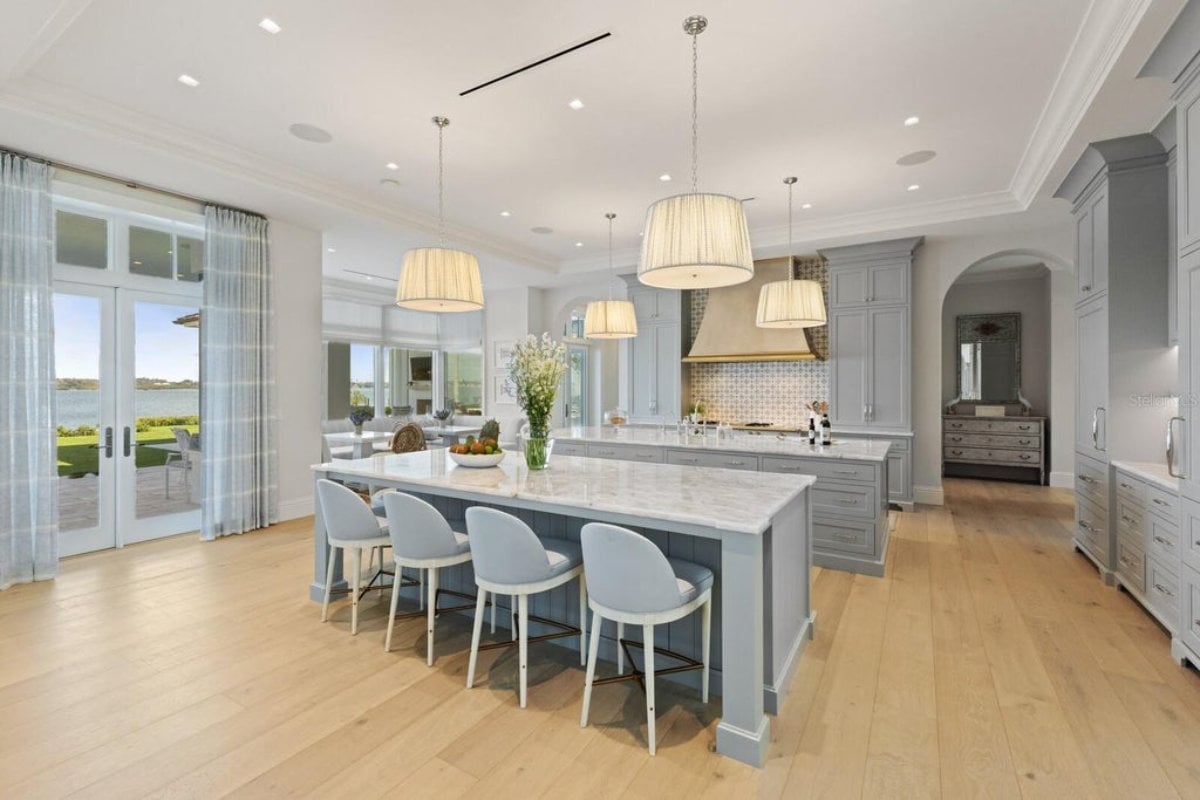 11,606 Sq. Ft. Mansion in Sarasota, FL ($29,995,000)