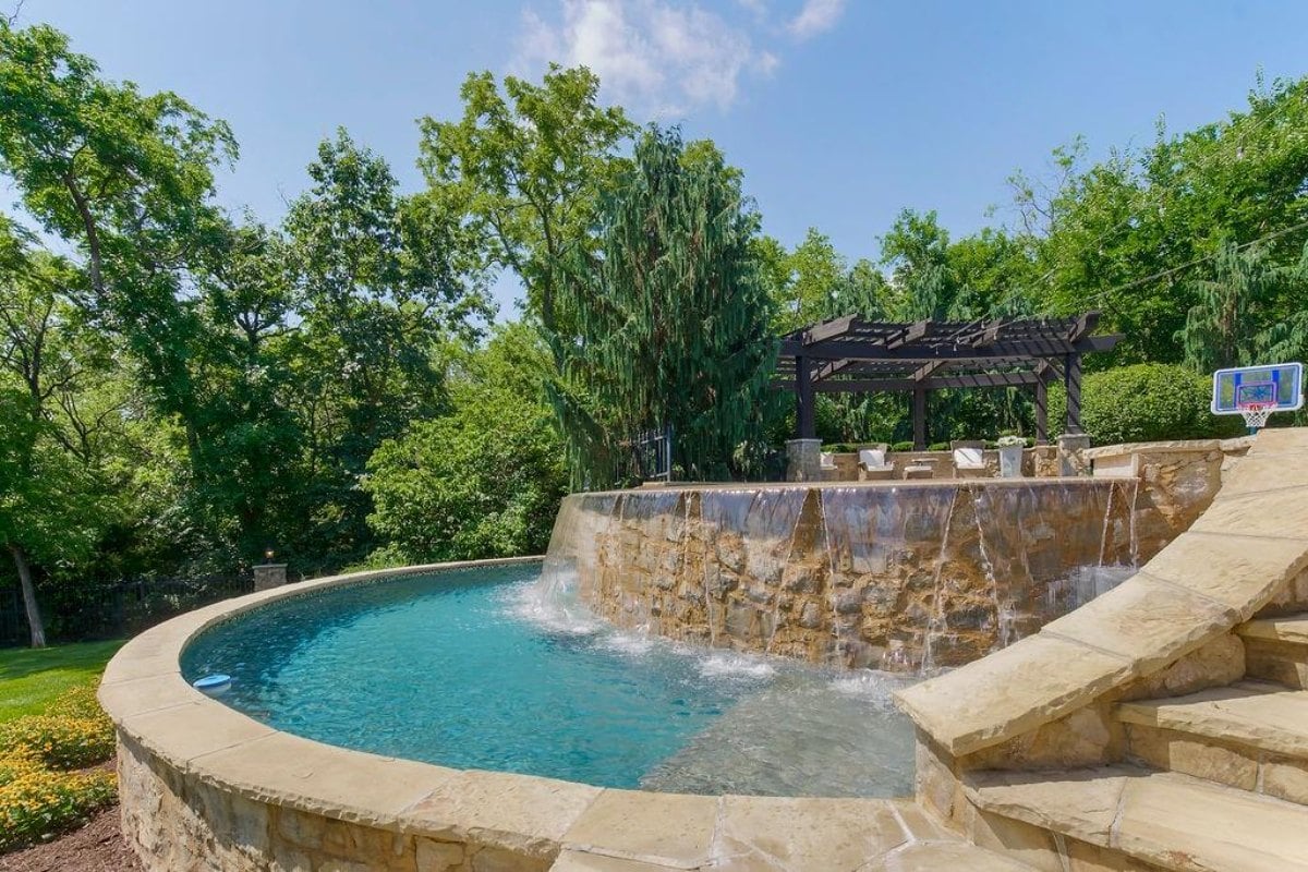 7,332 Sq. Ft. Mansion in Shawnee, KS ($3,895,000)