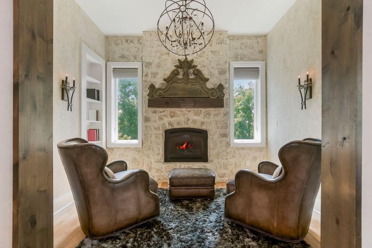 7,332 Sq. Ft. Mansion in Shawnee, KS ($3,895,000)