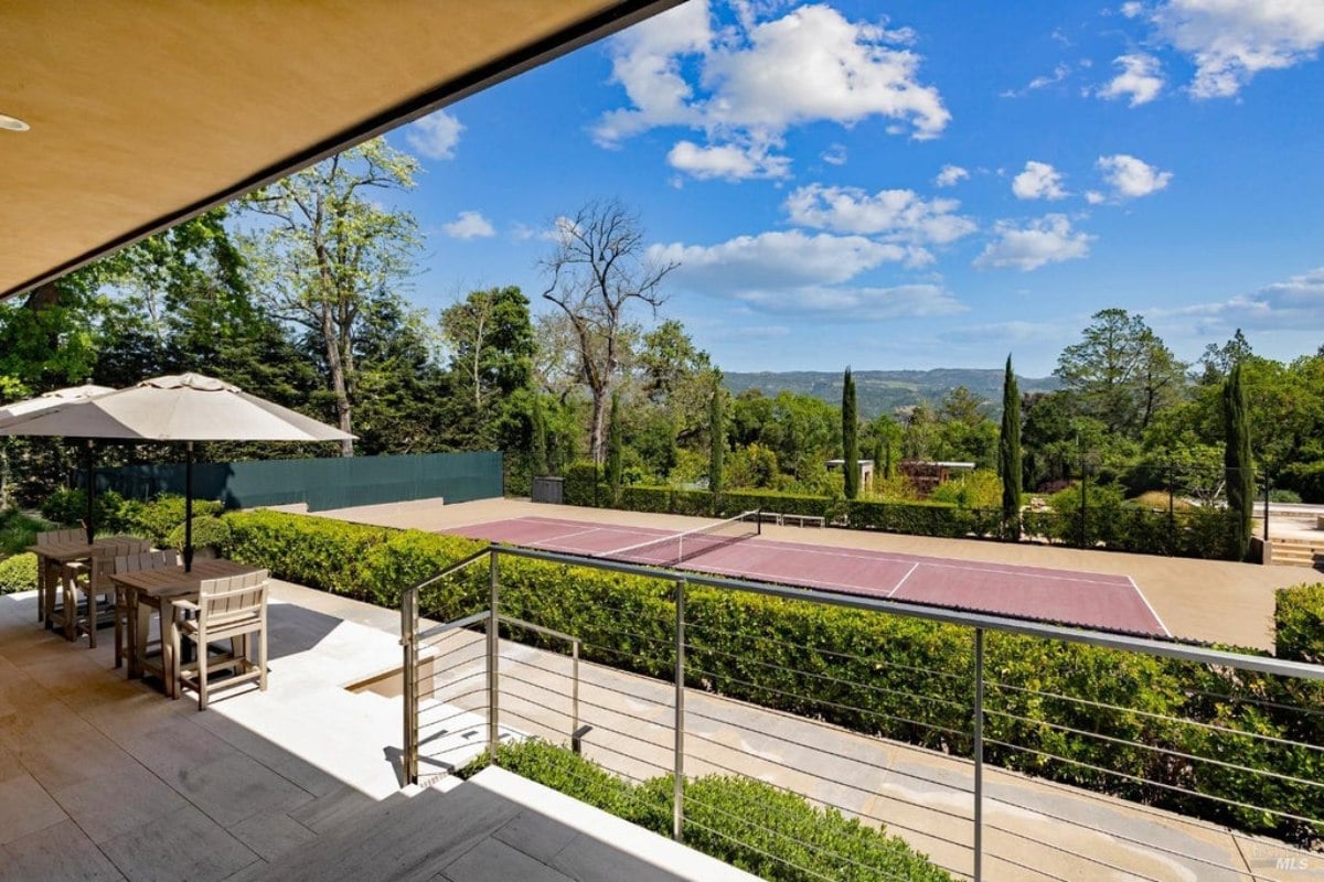 6,420 Sq. Ft. Mansion in Sonoma, CA ($9,950,000)