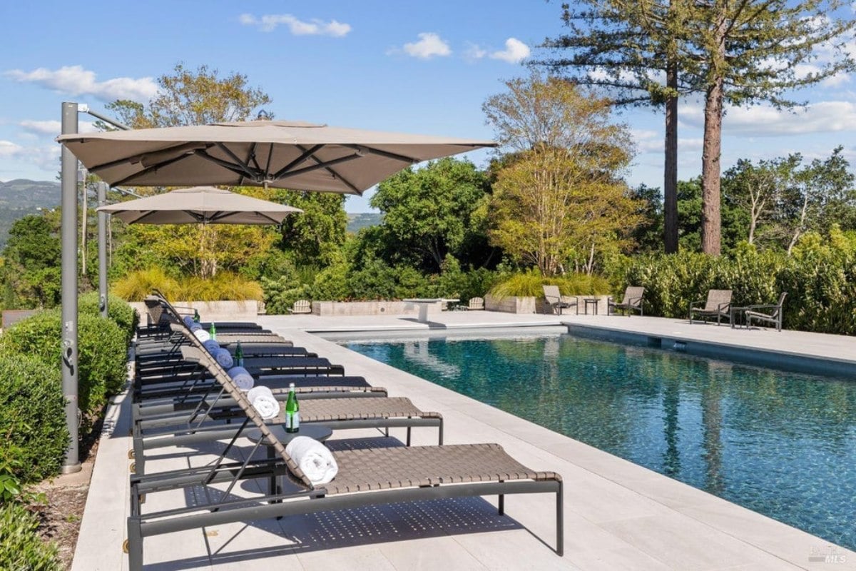 6,420 Sq. Ft. Mansion in Sonoma, CA ($9,950,000)