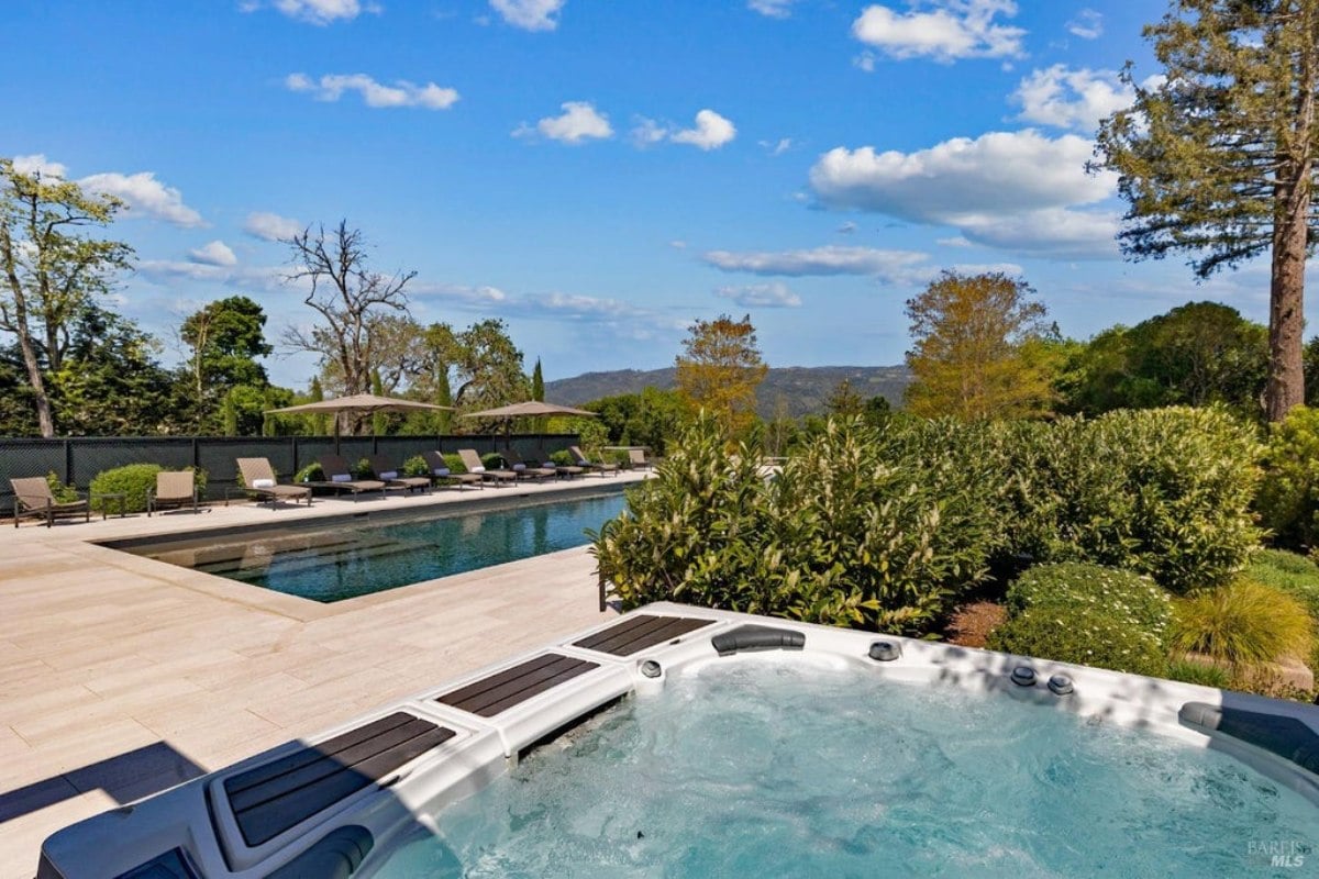 6,420 Sq. Ft. Mansion in Sonoma, CA ($9,950,000)