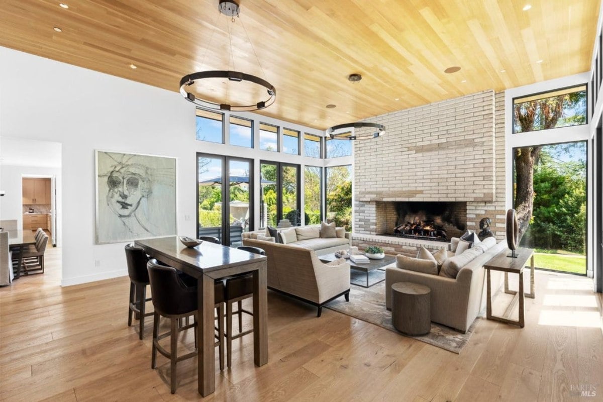 6,420 Sq. Ft. Mansion in Sonoma, CA ($9,950,000)