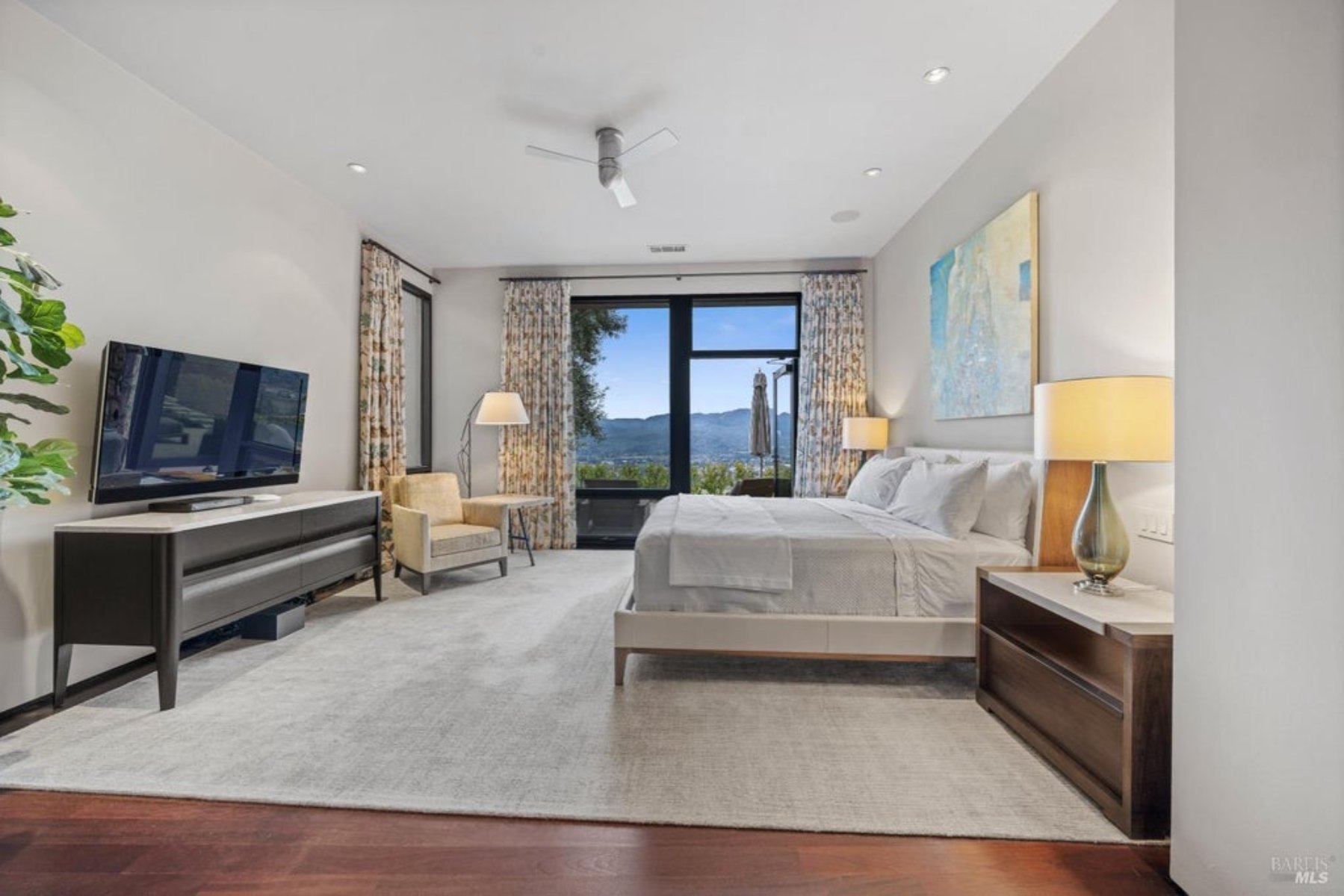 4,320 Sq. Ft. Mansion in St. Helena, CA ($13,000,000)