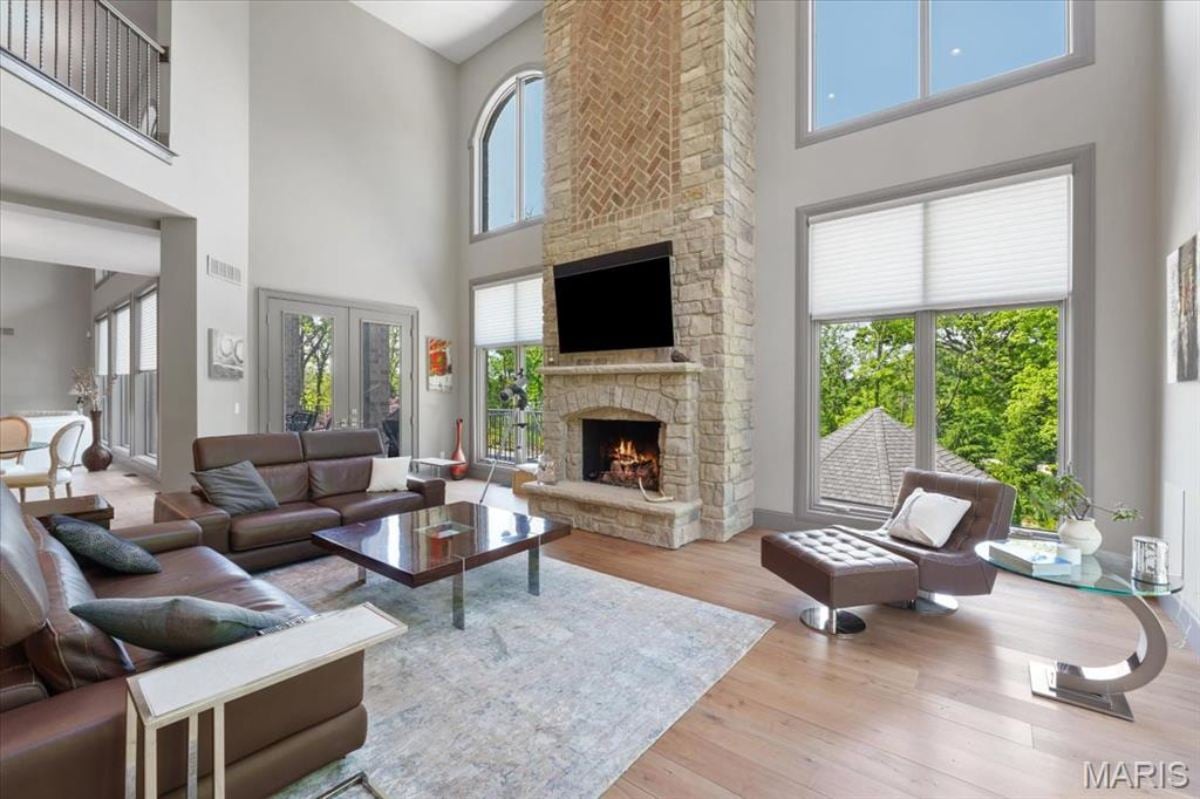 10,590 Sq. Ft. Mansion in St. Louis ($5,125,000)