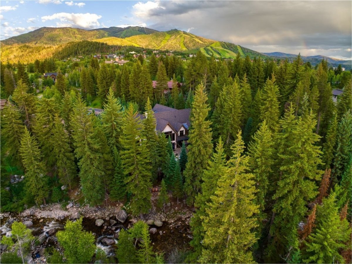 9,797 Sq. Ft. Mansion in Steamboat Springs, CO ($9,900,000)