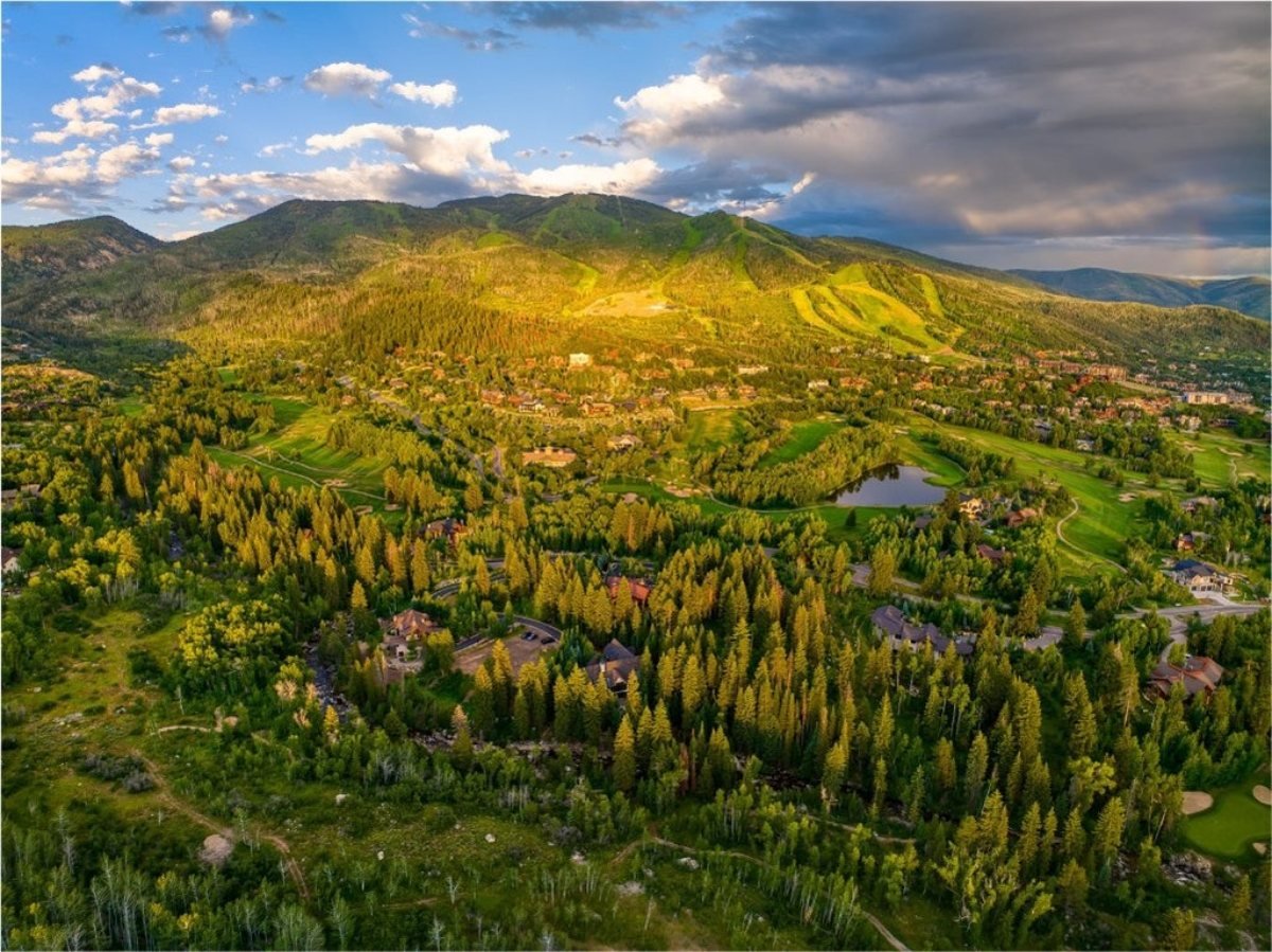 9,797 Sq. Ft. Mansion in Steamboat Springs, CO ($9,900,000)