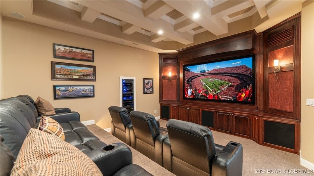 9,332 Sq. Ft. Mansion in Sunrise Beach, MO ($5,500,000)