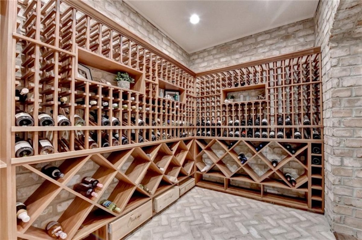 11,738 Sq. Ft. Mansion in Suwanee, GA ($4,850,000)