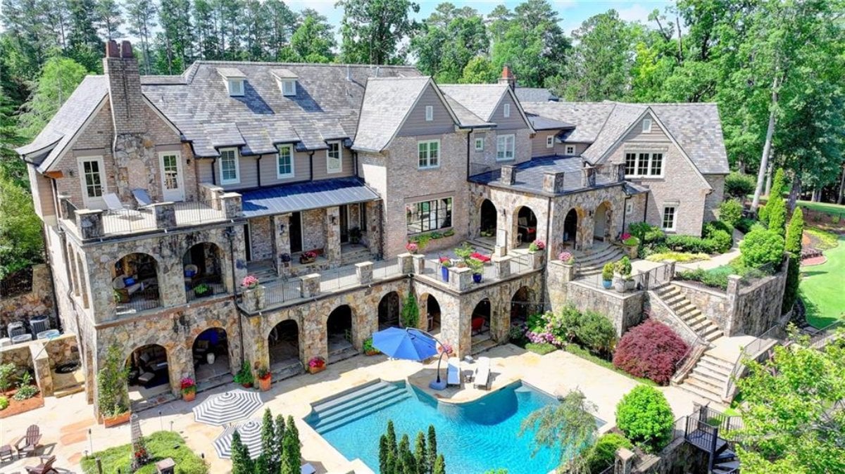 11,738 Sq. Ft. Mansion in Suwanee, GA ($4,850,000)