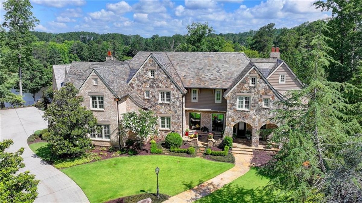 11,738 Sq. Ft. Mansion in Suwanee, GA ($4,850,000)