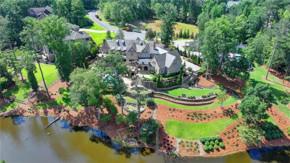 11,738 Sq. Ft. Mansion in Suwanee, GA ($4,850,000)