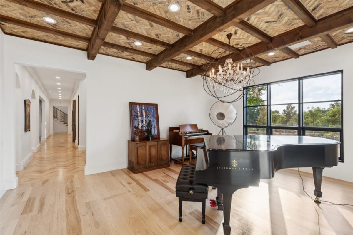 8,916 Sq. Ft. Mansion in Westlake, TX ($12,500,000)