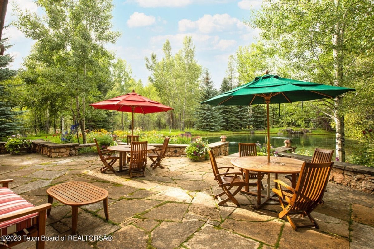 7,002 Sq. Ft. Mansion in Wilson, WY ($20,750,000)