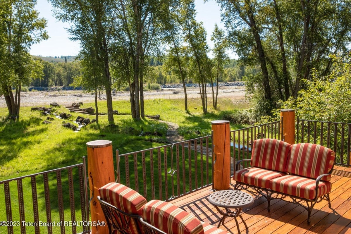 7,002 Sq. Ft. Mansion in Wilson, WY ($20,750,000)
