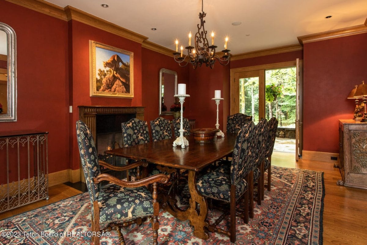 7,002 Sq. Ft. Mansion in Wilson, WY ($20,750,000)