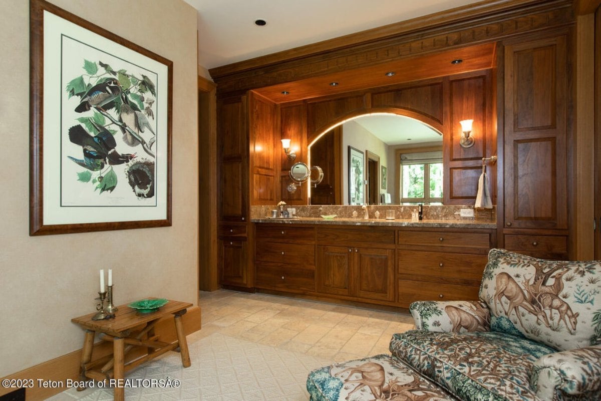 7,002 Sq. Ft. Mansion in Wilson, WY ($20,750,000)