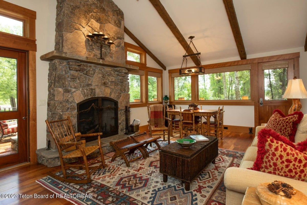 7,002 Sq. Ft. Mansion in Wilson, WY ($20,750,000)