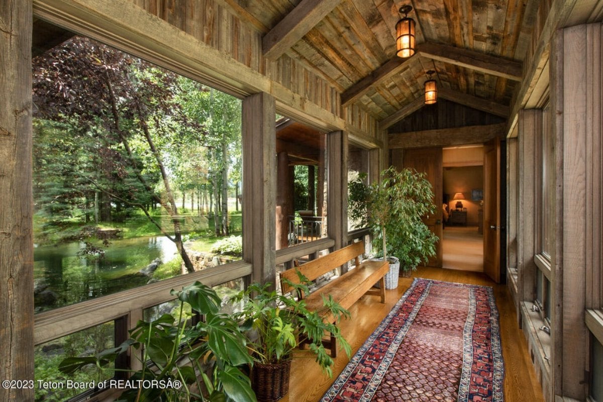 7,002 Sq. Ft. Mansion in Wilson, WY ($20,750,000)