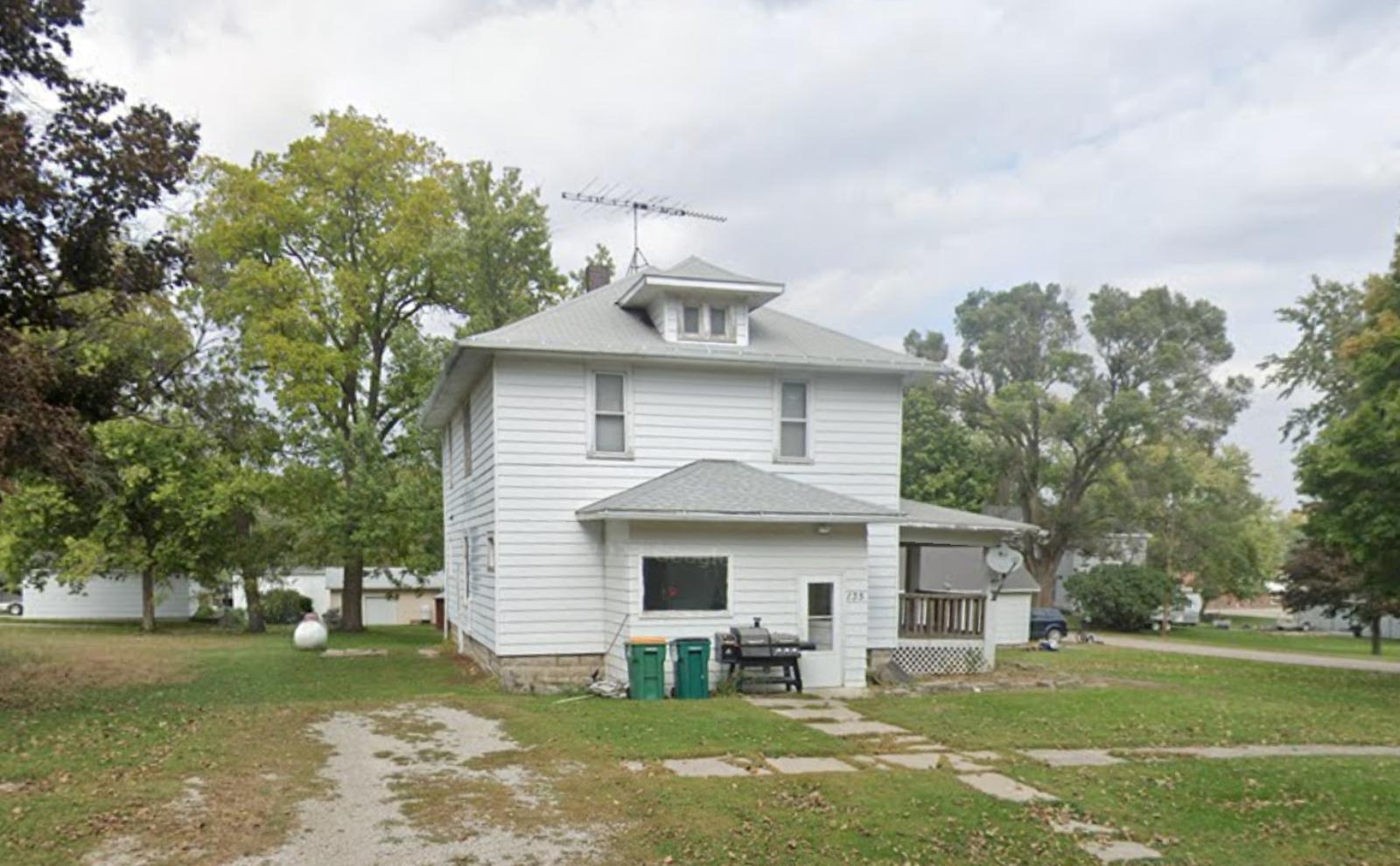 Crystal Lake Town Image