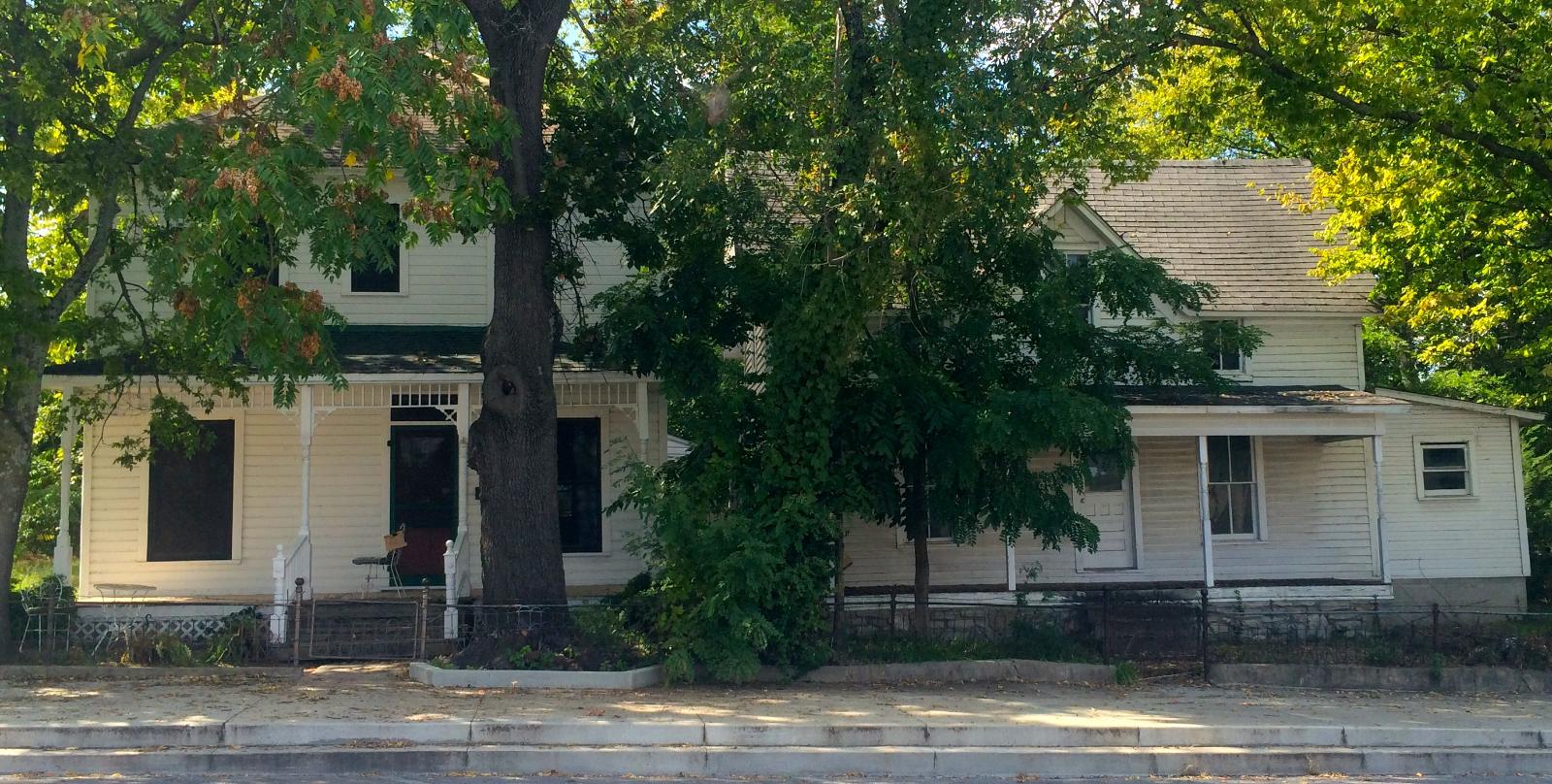 Grove Town Image