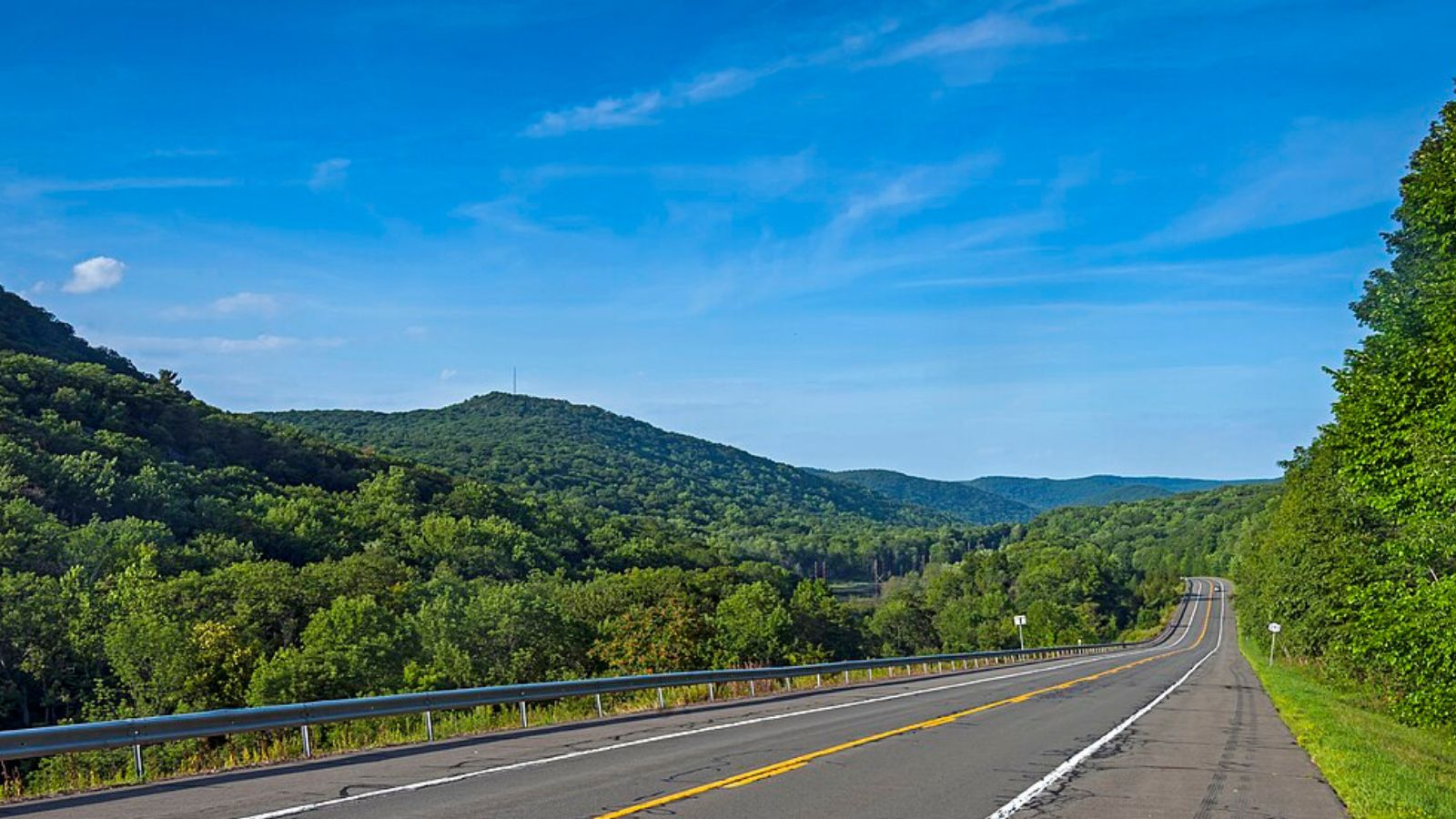 Woodbury Town Image