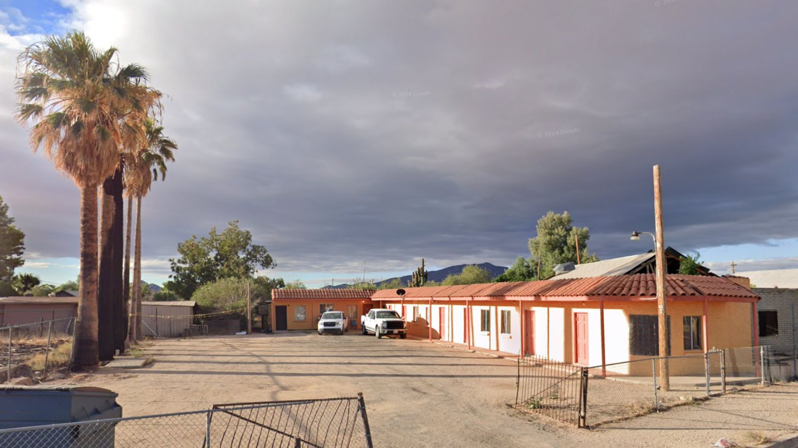 Aguila Town Image