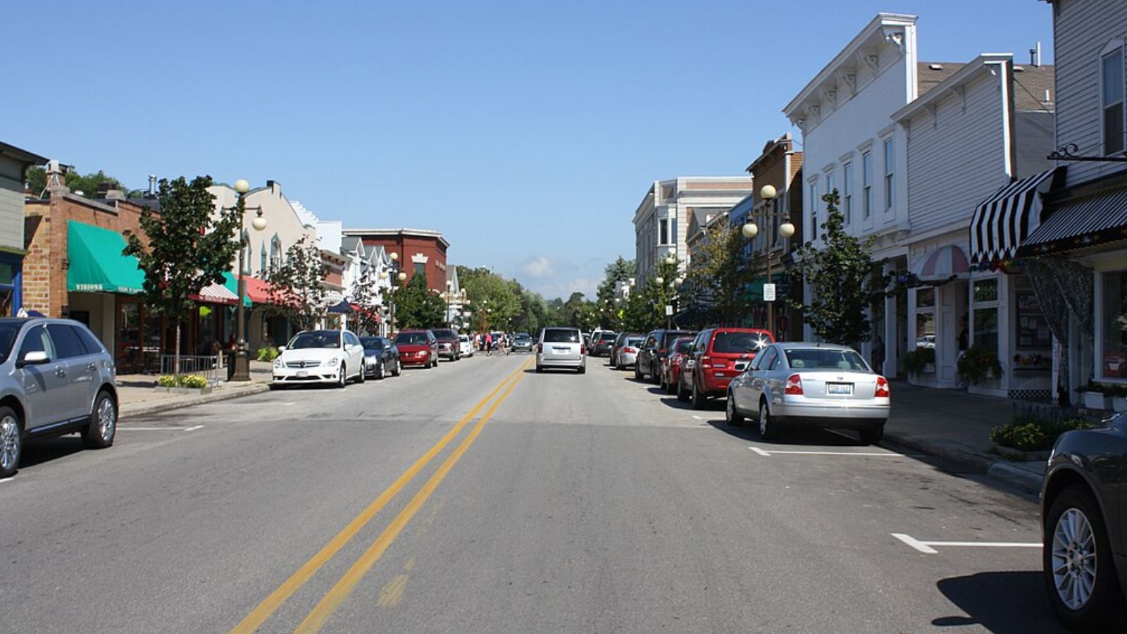 Harbor Springs Town Image