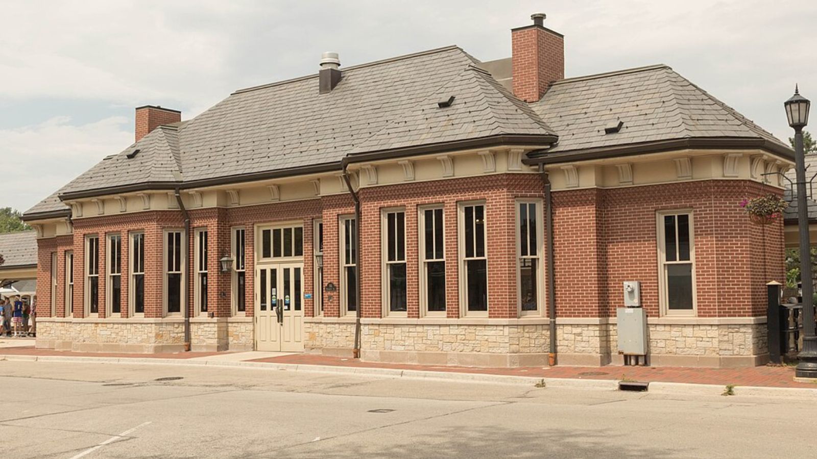 Western Springs Town Image