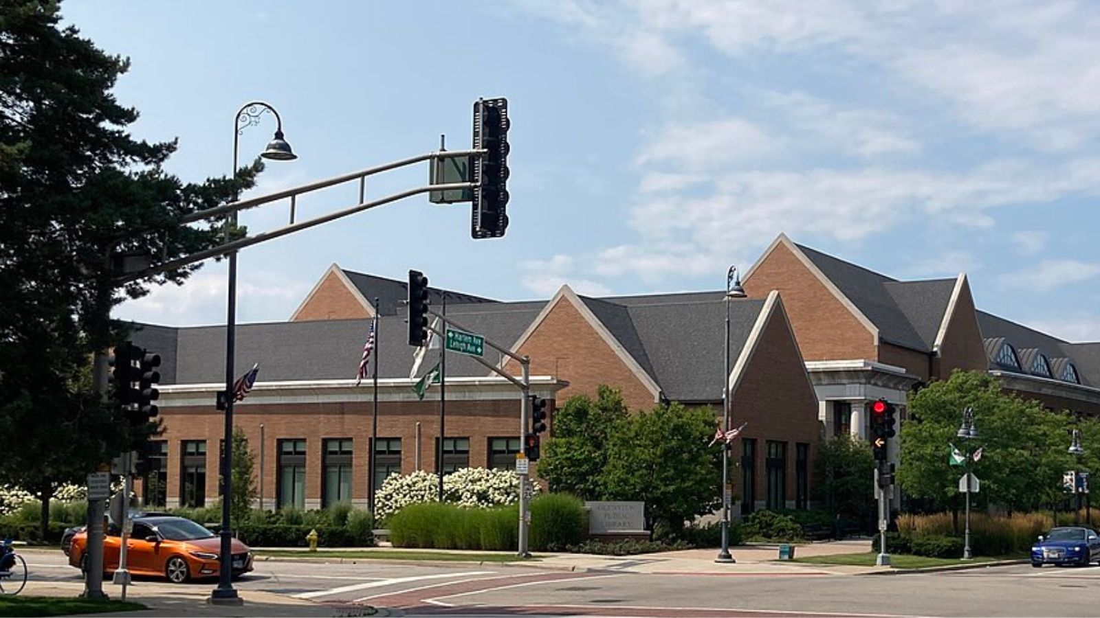 Glenview Town Image