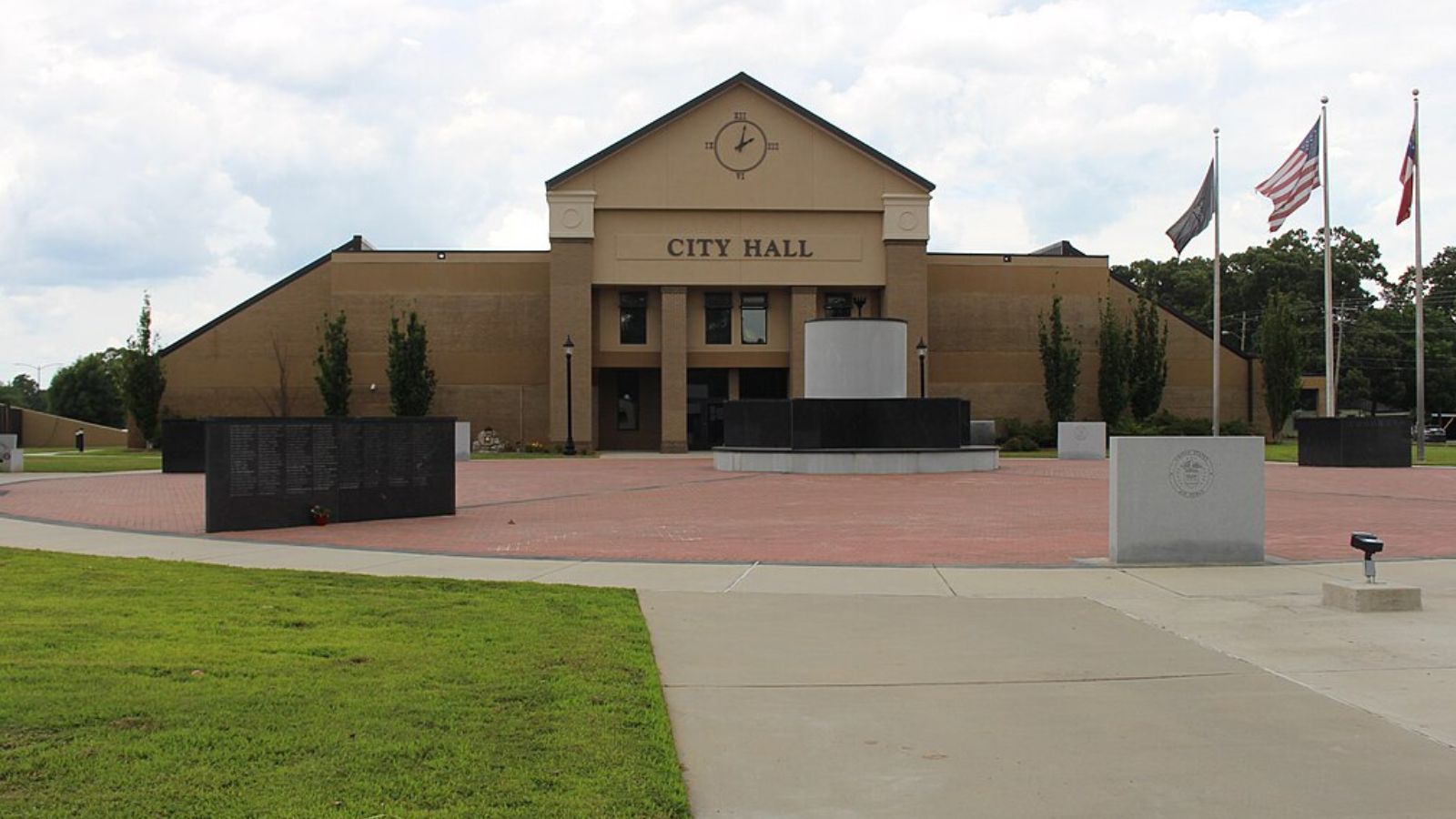 Warner Robins Town Image