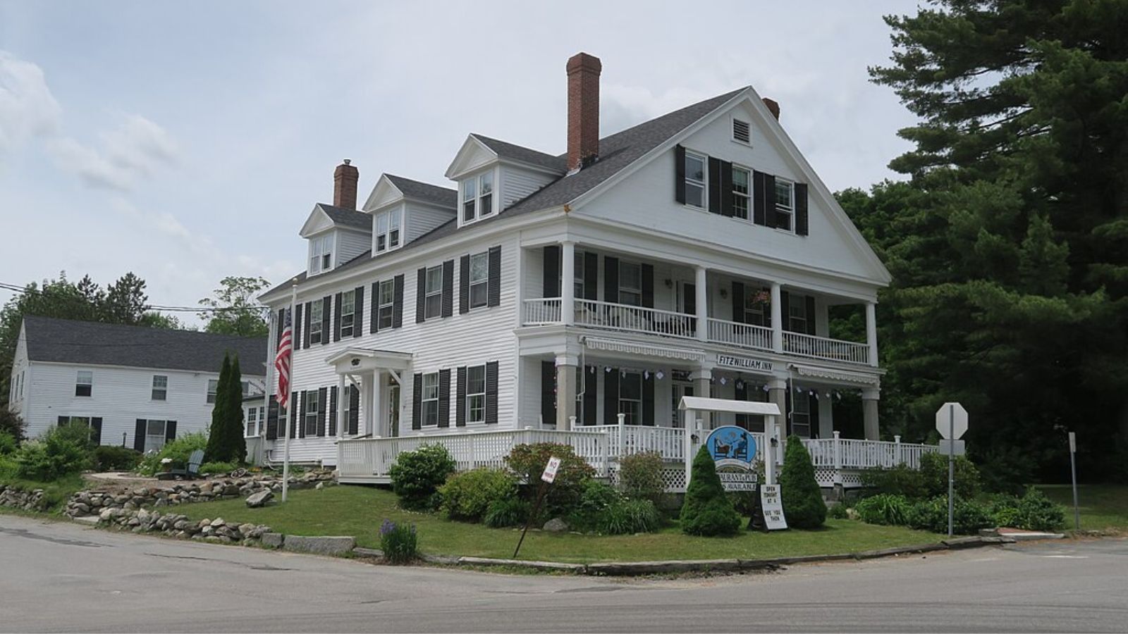 Fitzwilliam Town Image
